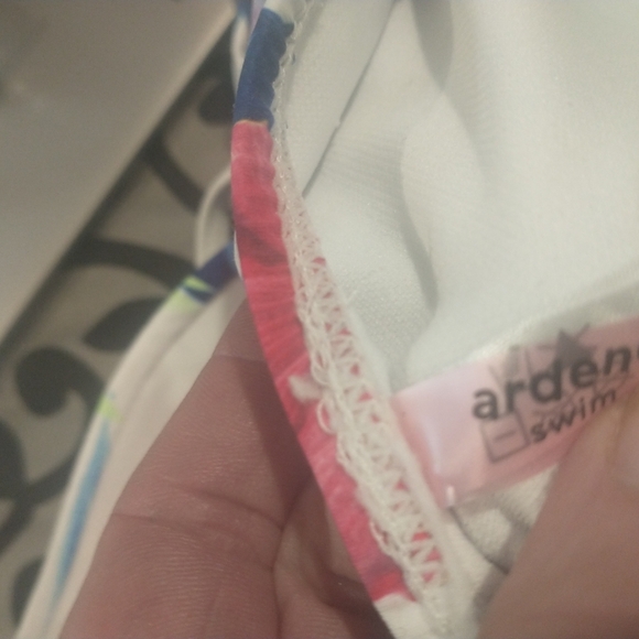 New bikini‎ by Ardene  size Med - Picture 7 of 7